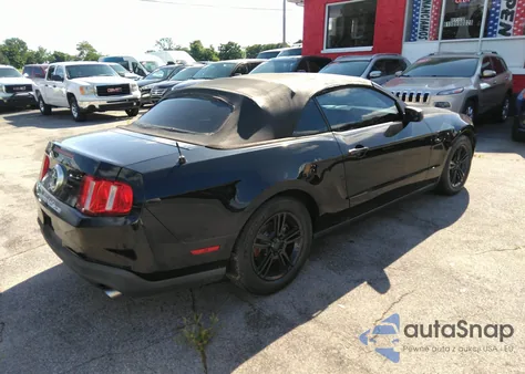 2012 Ford Mustang V6 z USA, uszkodzony, nr VIN 1ZVBP8EM2C5273329